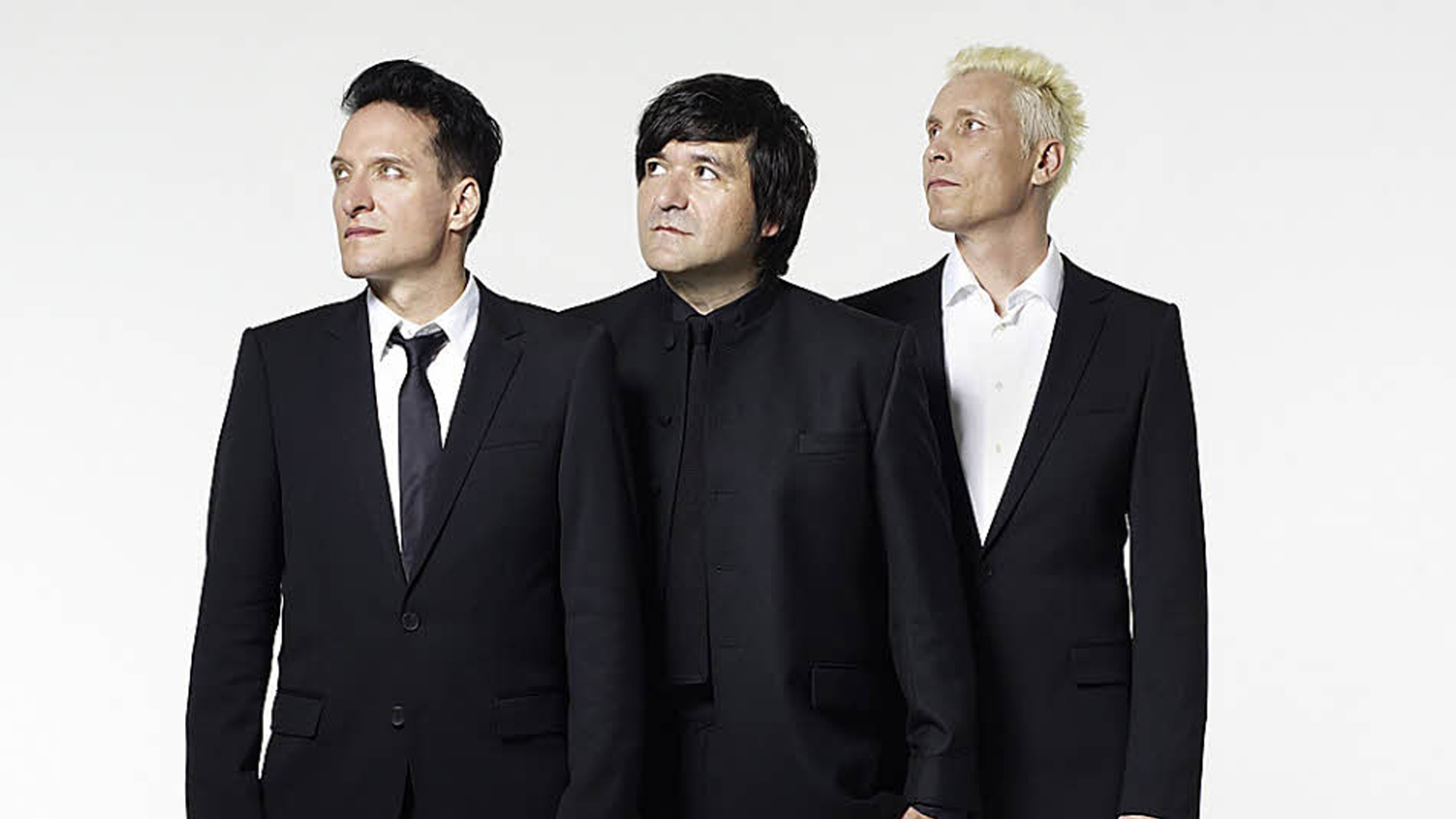 © pro Die Ärzte Bandfoto vor weißer Leinwand